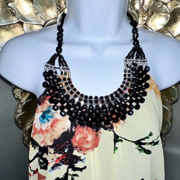 Gorgeous Bloomsbury Dress - Picture 7 of 16